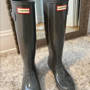 Tall, Grey, size 7.5 Hunter Boots